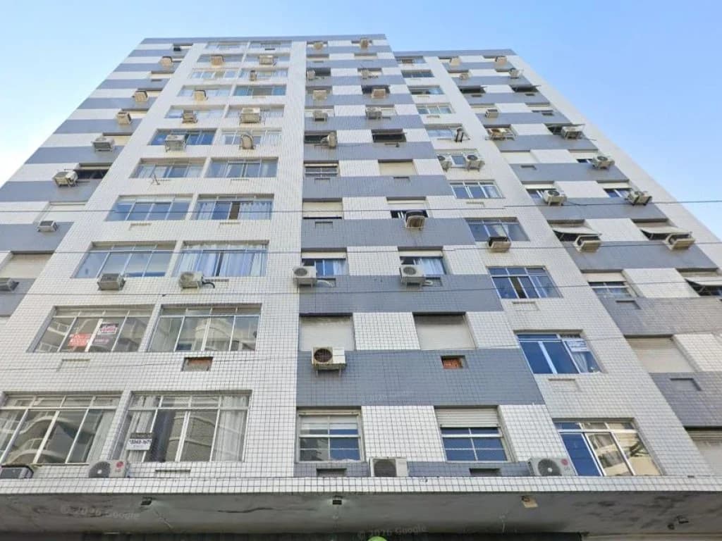 Foto 2 de 19: Apartamento em leilão em Santos - SP, bairro Gonzaga — Apartamento 62 m² (área total construída) - Praia do Gonzaga - Santos - SP