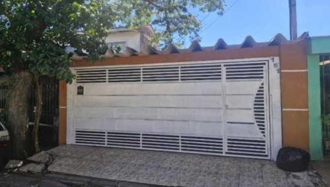 Foto 1 de 4: Casa em leilão em São Paulo - SP, bairro Jardim Rosa Maria — Casa em Terreno de 125 m² - Jardim Rosa Maria - São Paulo - SP