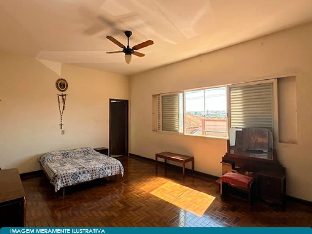 Foto 12 de 15: Imóvel em leilão em Catanduva - SP, bairro Centro — Nua Propriedade sobre Casa 523 m² e Terreno 2.506 m² - Centro - Catanduva - SP