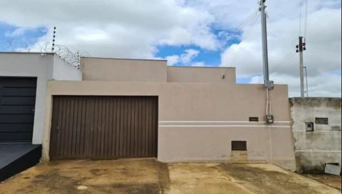 Foto 1 de 2: Casa em leilão em Anápolis - GO, bairro Polocentro 1ª Etapa — Casa 100 m² - Anápolis-GO - Rua dos Desportistas - Lt. 08-A da Qd. 39 - Polocentro 1ª Etapa