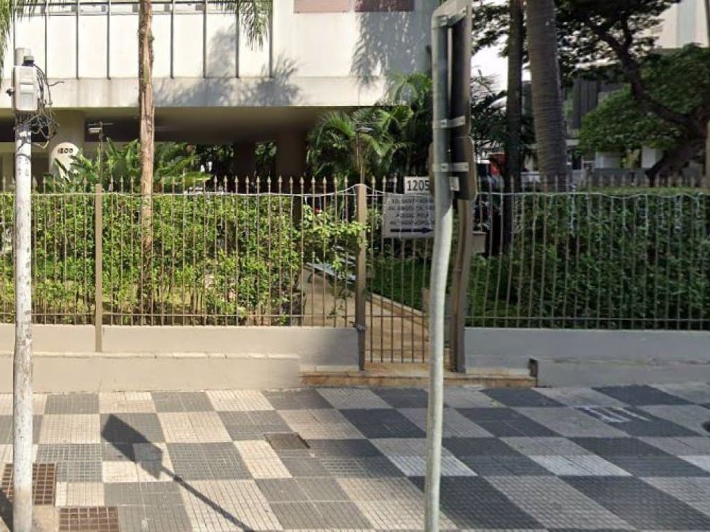 Foto 3 de 14: Apartamento em leilão em São Paulo - SP, bairro Higienópolis — Apartamento 175 m² (01 vaga) - Higienópolis - São Paulo - SP