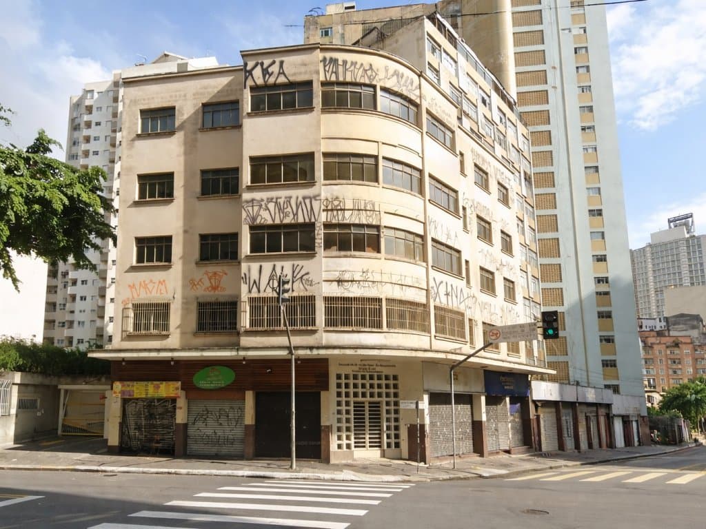 Foto 2 de 21: Comercial em leilão em São Paulo - SP, bairro Centro — Prédio Comercial em Terreno de 424 m² - Centro - São Paulo - SP