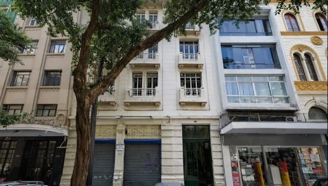 Foto 1 de 16: Comercial em leilão em São Paulo - SP, bairro Sé — Prédio Comercial 2.054 m² (área construída) - Sé - São Paulo - SP