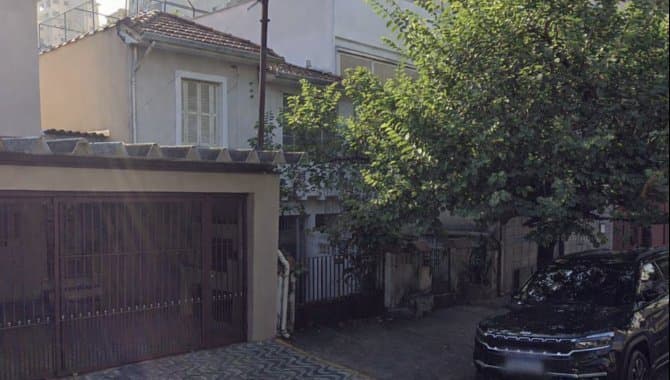 Foto 1 de 3: Casa em leilão em São Paulo - SP, bairro Perdizes — Casa em Terreno de 210 m² - Perdizes - São Paulo - SP