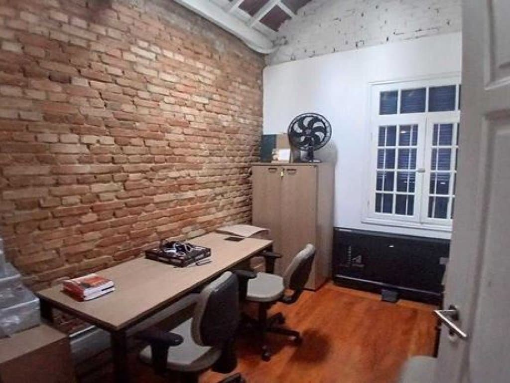 Foto 13 de 22: Casa em leilão em São Paulo - SP, bairro Pinheiros — Casa em Terreno de 400 m² - Pinheiros - São Paulo - SP