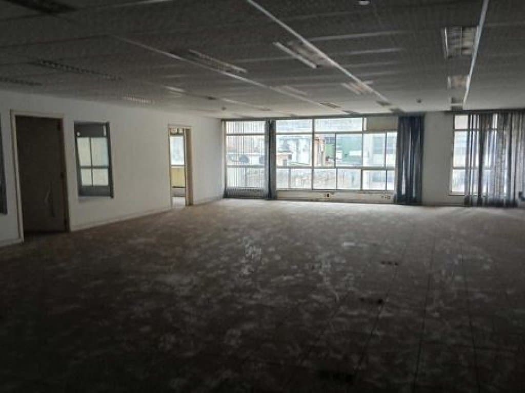 Foto 17 de 30: Comercial em leilão em São Paulo - SP, bairro Centro — Prédio Comercial 4.935 m² - Centro - São Paulo - SP