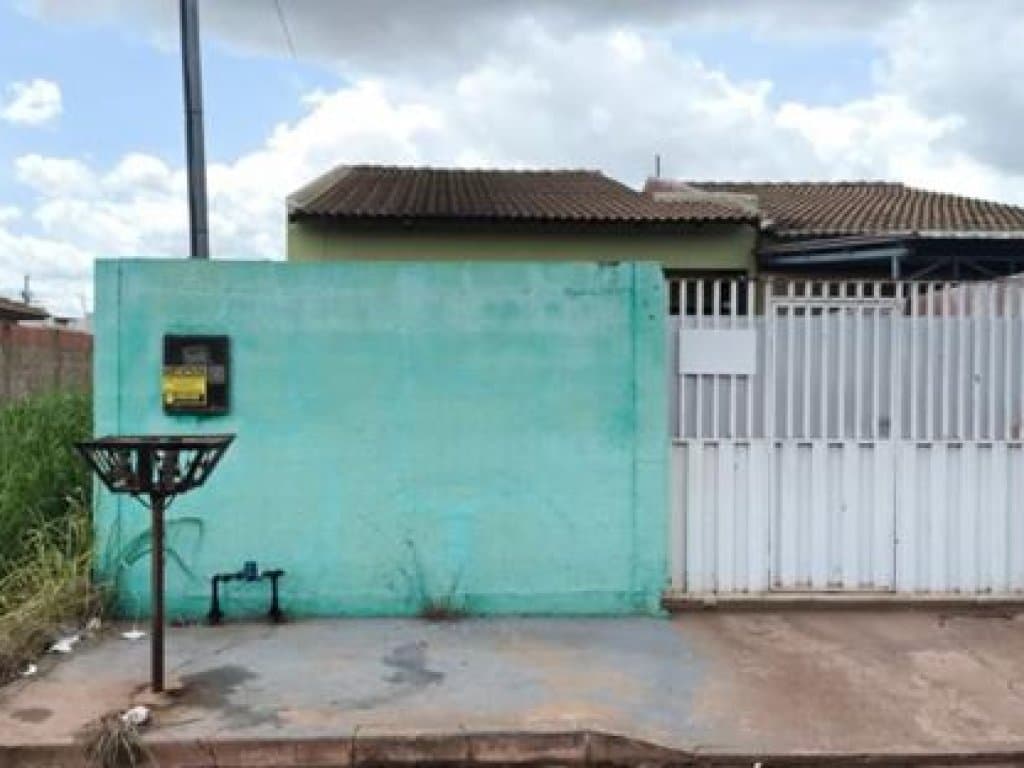 Foto 2 de 2: Casa em leilão em Várzea Grande - MT, bairro Paiaguás — Casa 70 m² - Várzea Grande-MT - Rua Isaías - Área 20B da Qd. 55 - Paiaguás