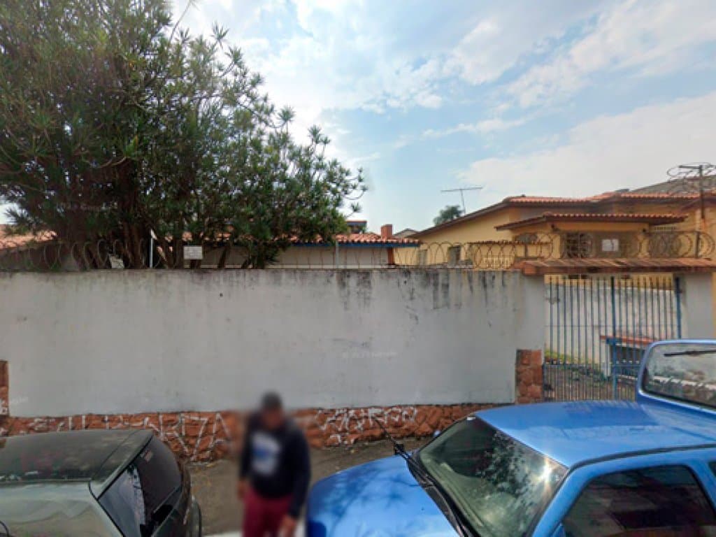 Foto 2 de 5: Casa em leilão em São Paulo - SP, bairro Vila Parque Jabaquara — Casa em Terreno 360 m² (Metrô Jabaquara) - Vila Parque Jabaquara - São Paulo - SP