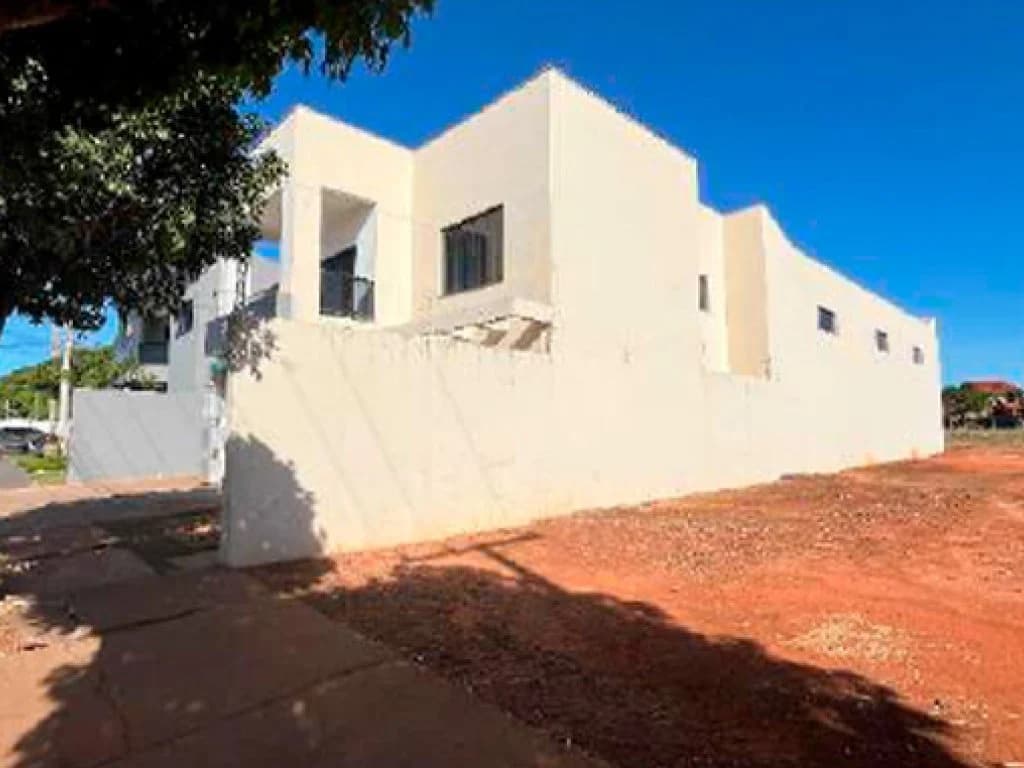 Foto 4 de 17: Comercial em leilão em Chapadão Do Sul - MS, bairro Centro — Imóvel Comercial 457 m² (com galpão e escritórios) - Centro - Chapadão do Sul - MS