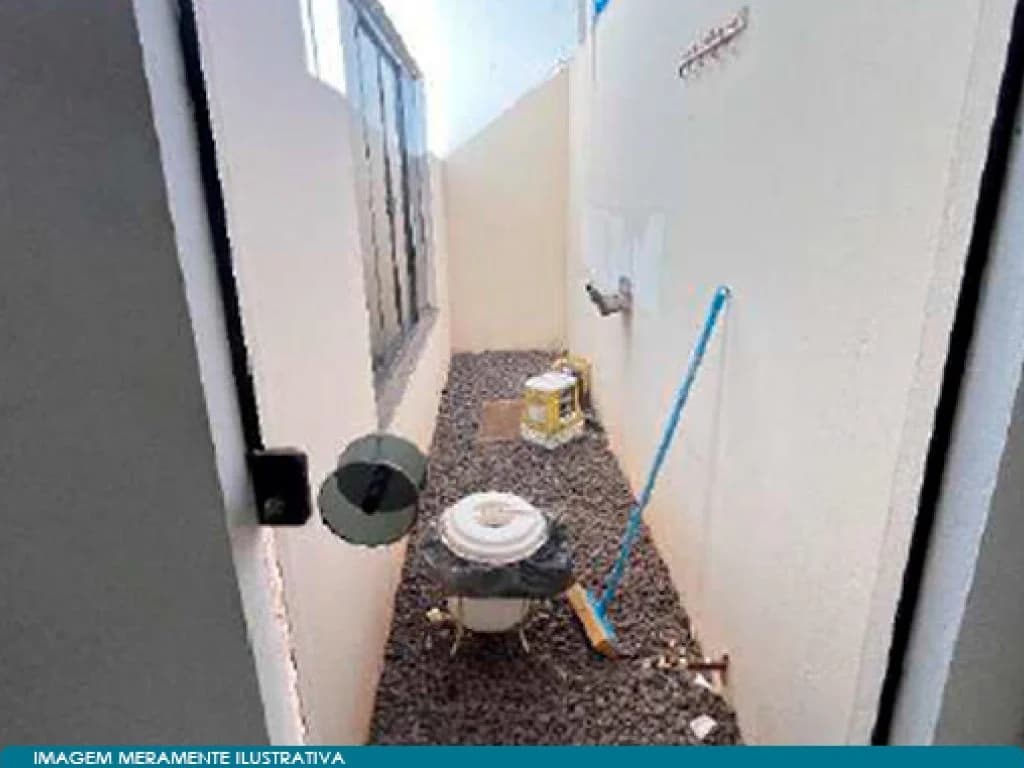 Foto 14 de 17: Comercial em leilão em Chapadão Do Sul - MS, bairro Centro — Imóvel Comercial 457 m² (com galpão e escritórios) - Centro - Chapadão do Sul - MS
