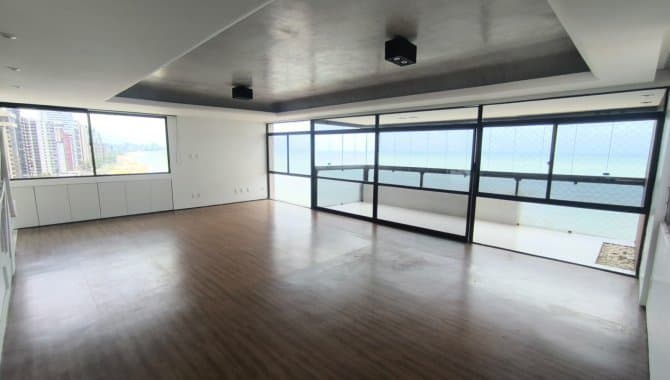 Foto 5 de 11: Apartamento em leilão em Jaboatão Dos Guararapes - PE, bairro Piedade — Apartamento 301 m² (03 vagas) - Piedade - Jaboatão dos Guararapes - PE