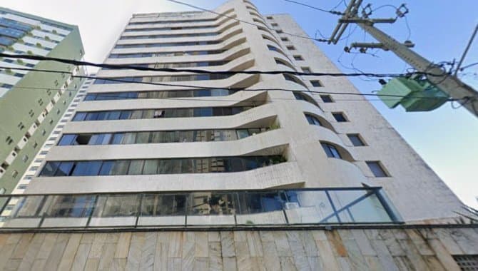Foto 1 de 11: Apartamento em leilão em Jaboatão Dos Guararapes - PE, bairro Piedade — Apartamento 301 m² (03 vagas) - Piedade - Jaboatão dos Guararapes - PE