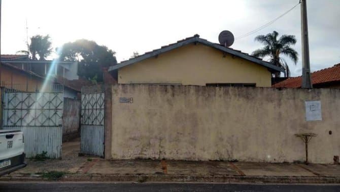 Foto 8 de 27: Casa em leilão em Agudos - SP, bairro Vila Santa Cecilia — Casa 84 m² - Vila Santa Cecilia - Agudos - SP