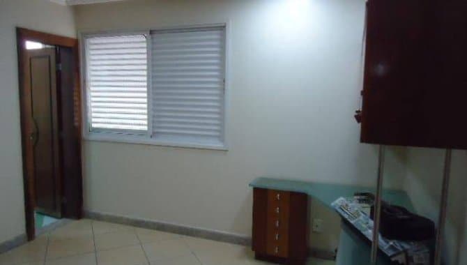 Foto 11 de 29: Casa em leilão em Aparecida De Goiânia - GO, bairro Jardins Viena — Casa em Condomínio 484 m² (01 vaga) - Cidade Vera Cruz - Jardins Viena - Aparecida de Goiânia - GO