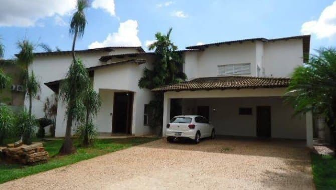 Foto 1 de 29: Casa em leilão em Aparecida De Goiânia - GO, bairro Jardins Viena — Casa em Condomínio 484 m² (01 vaga) - Cidade Vera Cruz - Jardins Viena - Aparecida de Goiânia - GO