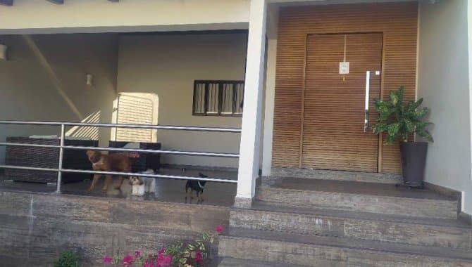 Foto 3 de 22: Casa em leilão em Xinguara - PA, bairro Centro — Casa 408 m² - Centro - Xinguara - PA