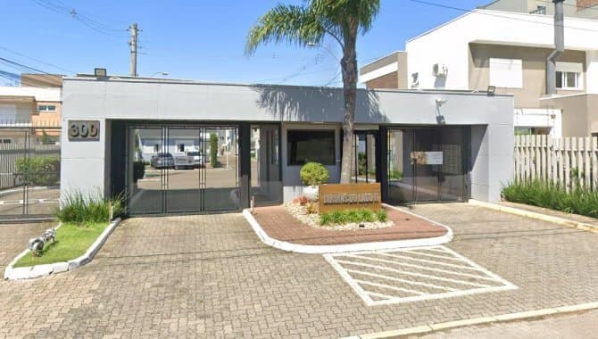 Foto 2 de 15: Casa em leilão em Porto Alegre - RS, bairro Hípica — Casa em Condomínio 184 m² (01 vaga) - Hípica - Porto Alegre - RS