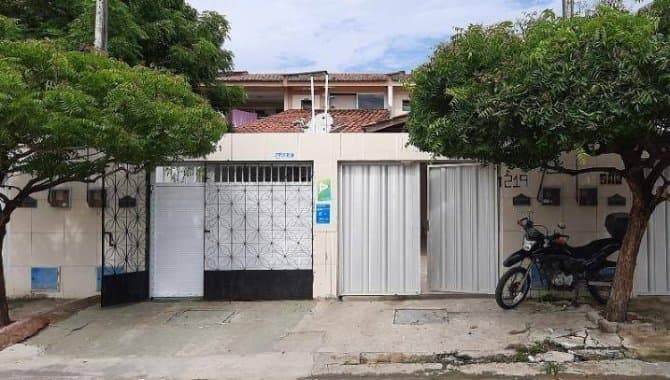 Foto 1 de 13: Casa em leilão em Fortaleza - CE, bairro Cidade dos Funcionários — Casa 100 m² - Cidade dos Funcionários - Fortaleza - CE