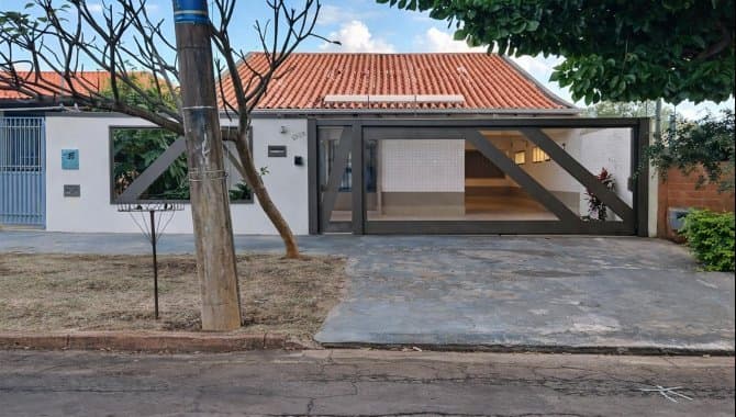 Casa em leilão em Campo Grande - MS, bairro Panamá — Casa 228 m² - Panamá - Campo Grande - MS