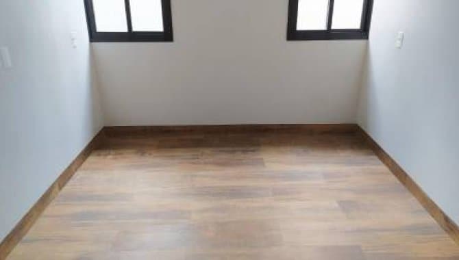 Foto 9 de 18: Casa em leilão em Anápolis - GO — Casa em Condomínio 201 m² (01 vaga) - Condomínio Terras Alpha Anápolis - Anápolis - GO