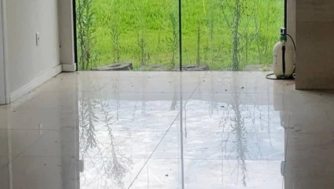 Foto 20 de 25: Casa em leilão em Venâncio Aires - RS, bairro Cidade Nova — Casa em Condomínio 127 m² (01 vaga) - Cidade Nova - Venâncio Aires - RS