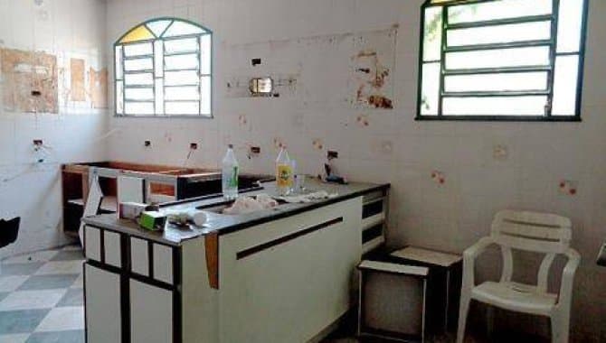 Foto 6 de 15: Casa em leilão em Rio De Janeiro - RJ, bairro Vila Valqueire — Casa 278 m² (privativa + comum) - Vila Valqueire - Rio de Janeiro - RJ