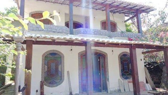 Foto 3 de 15: Casa em leilão em Rio De Janeiro - RJ, bairro Vila Valqueire — Casa 278 m² (privativa + comum) - Vila Valqueire - Rio de Janeiro - RJ