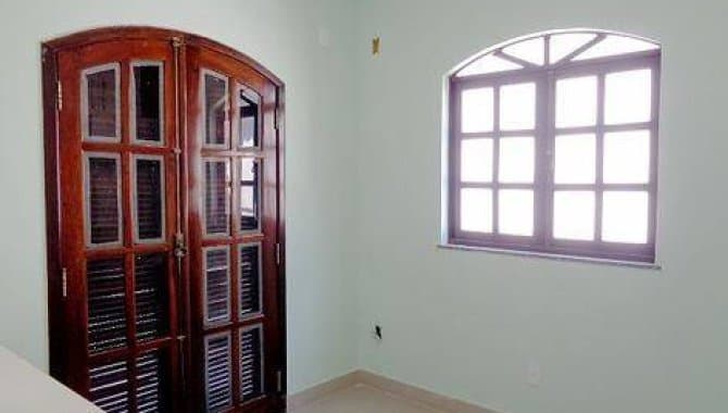 Foto 12 de 15: Casa em leilão em Rio De Janeiro - RJ, bairro Vila Valqueire — Casa 278 m² (privativa + comum) - Vila Valqueire - Rio de Janeiro - RJ
