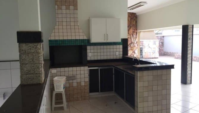 Foto 17 de 21: Casa em leilão em José Bonifácio - SP, bairro Centro — Casa 401 m² - Centro - José Bonifácio - SP