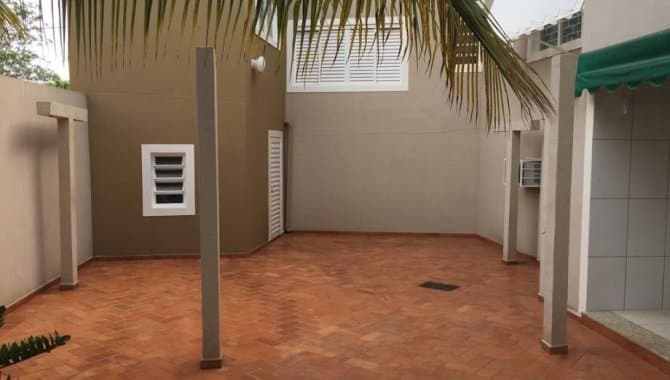 Foto 5 de 21: Casa em leilão em José Bonifácio - SP, bairro Centro — Casa 401 m² - Centro - José Bonifácio - SP