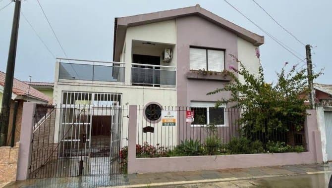 Foto 2 de 10: Casa em leilão em Pelotas - RS, bairro Três Vendas — Casa 234 m² - Três Vendas - Pelotas - RS