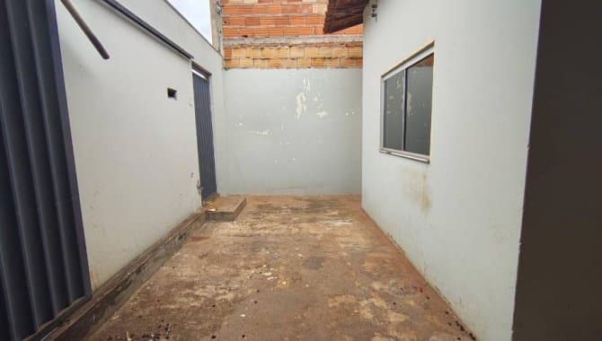 Foto 25 de 33: Casa em leilão em Ituiutaba - MG, bairro Lagoa Azul Ii — Casa 91 m² - Lagoa Azul II - Ituiutaba - MG