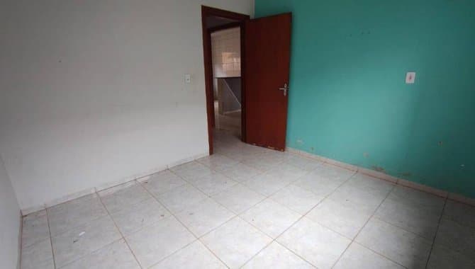Foto 19 de 33: Casa em leilão em Ituiutaba - MG, bairro Lagoa Azul Ii — Casa 91 m² - Lagoa Azul II - Ituiutaba - MG