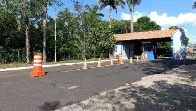 Foto 3 de 6: Casa em leilão em Fronteira - MG, bairro Centro — Casa em Condomínio 235 m² - Centro - Fronteira - MG