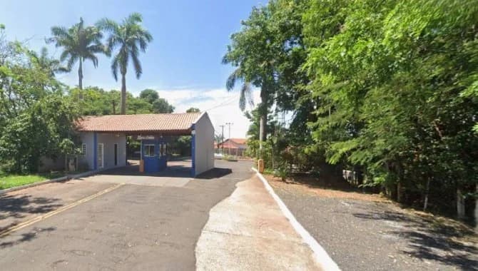 Foto 6 de 6: Casa em leilão em Fronteira - MG, bairro Centro — Casa em Condomínio 235 m² - Centro - Fronteira - MG