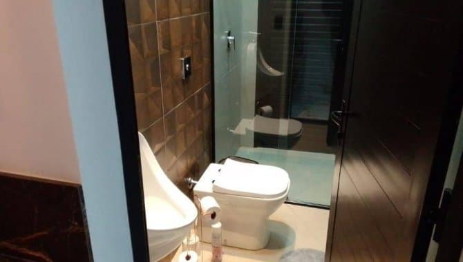Foto 14 de 15: Casa em leilão em Maringá - PR, bairro Jardim São Conrado — Casa 250 m² - Jardim São Conrado - Maringá - PR