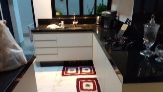 Foto 11 de 15: Casa em leilão em Maringá - PR, bairro Jardim São Conrado — Casa 250 m² - Jardim São Conrado - Maringá - PR