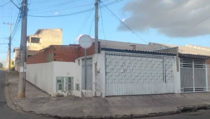 Foto 3 de 6: Casa em leilão em Sorocaba - SP, bairro Vila Helena — Casa em Condomínio 49 m² (01 vaga) - Vila Helena - Sorocaba - SP