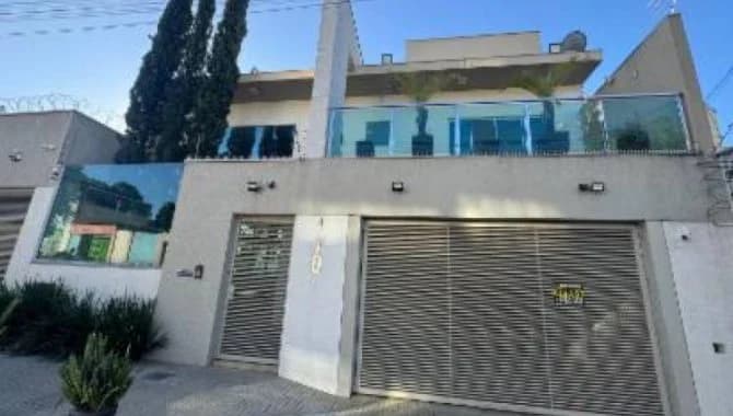 Foto 2 de 28: Casa em leilão em Divinópolis - MG, bairro Santa Tereza — Casa 400 m² - Santa Tereza - Divinópolis - MG