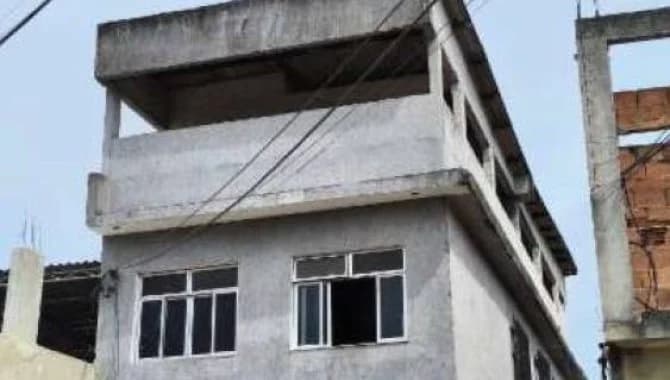 Foto 3 de 3: Casa em leilão em Duque De Caxias - RJ, bairro Pilar — Casa em Condomínio 38 m² - Pilar - Duque de Caxias - RJ