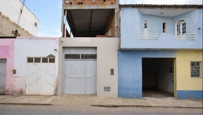 Foto 1 de 17: Casa em leilão em Irecê - BA, bairro São José — Casa 96 m² - São José - Irecê - BA