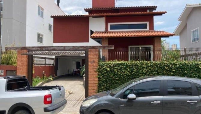 Casa em leilão em Palhoça - SC, bairro Passa Vinte — Casa 200 m² - Passa Vinte - Palhoça - SC