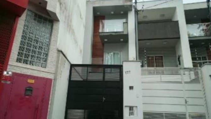 Casa em leilão em São Paulo - SP, bairro Jardim Nossa Senhora do Carmo — Casa 174 m² - Jardim Nossa Senhora do Carmo - São Paulo - SP