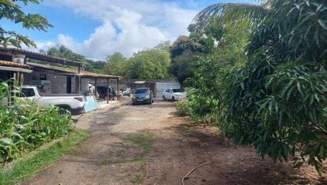 Foto 9 de 19: Casa em leilão em Camaçari - BA, bairro Monte Gordo — Casa 389 m² - Monte Gordo - Camaçari - BA