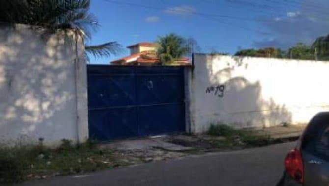 Casa em leilão em Camaçari - BA, bairro Monte Gordo — Casa 389 m² - Monte Gordo - Camaçari - BA
