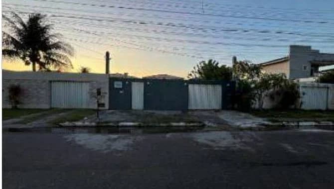 Foto 3 de 3: Casa em leilão em Lauro De Freitas - BA, bairro Buraquinho — Casa 151 m² - Buraquinho - Lauro De Freitas - BA