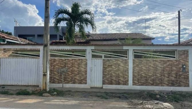 Casa em leilão em Santa Maria Da Vitória - BA, bairro Parque de Exposição — Casa 187 m² - Parque de Exposição - Santa Maria da Vitória - BA