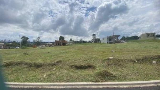 Foto 2 de 5: Terreno em leilão em Ponta Grossa - PR, bairro Colônia Dona Luíza — Terreno em Condomínio 240 m² (Lt 05 da Qd 10) - Colônia Dona Luíza - Ponta Grossa - PR