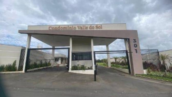 Foto 1 de 5: Terreno em leilão em Ponta Grossa - PR, bairro Colônia Dona Luíza — Terreno em Condomínio 240 m² (Lt 05 da Qd 10) - Colônia Dona Luíza - Ponta Grossa - PR