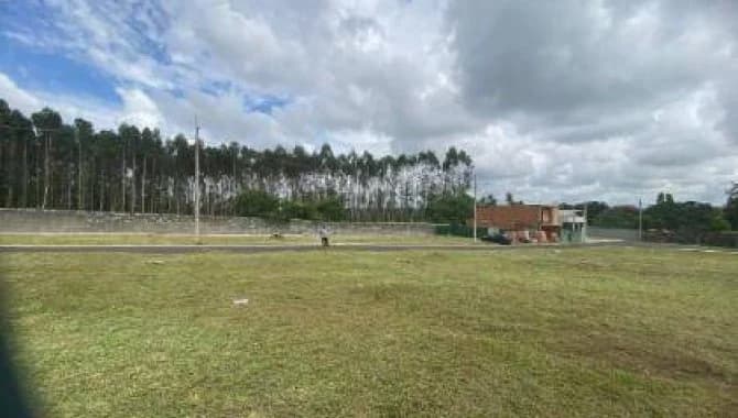 Foto 4 de 5: Terreno em leilão em Ponta Grossa - PR, bairro Colônia Dona Luíza — Terreno em Condomínio 240 m² (Lt 05 da Qd 10) - Colônia Dona Luíza - Ponta Grossa - PR